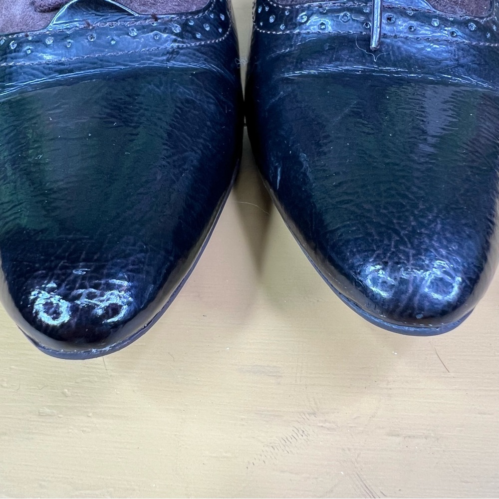 VINTAGE ETIENNE AIGNER Brown Suede & Patent Leather Spectator Oxford Heels, 8 - Picture 13 of 14